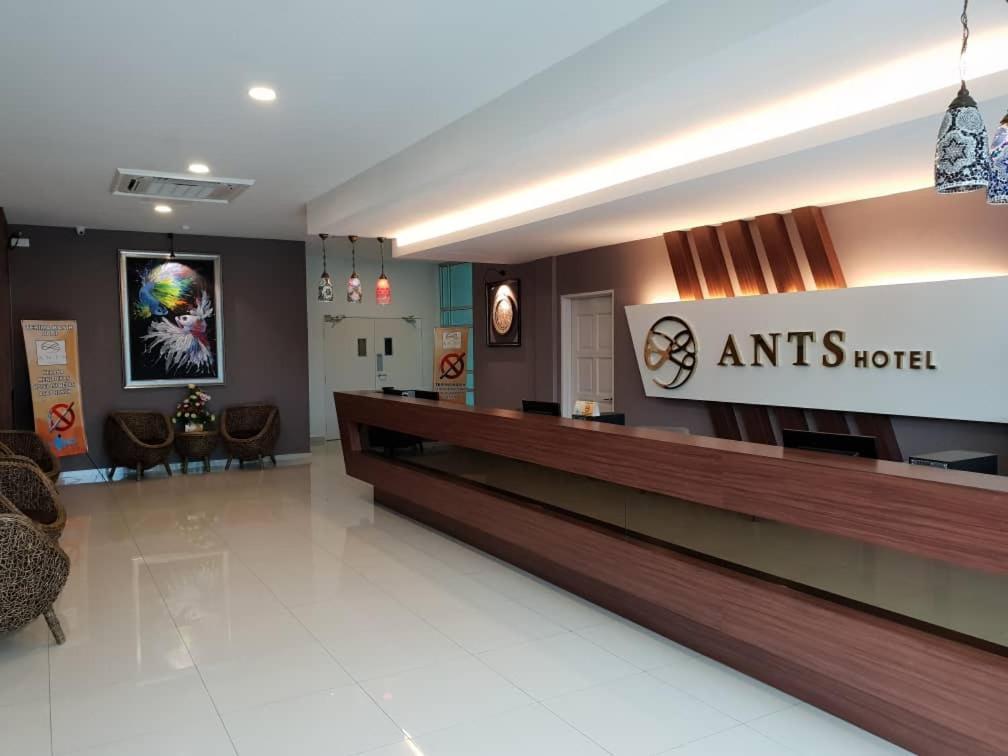 Ants Hotel Kangar Eksteriør bilde